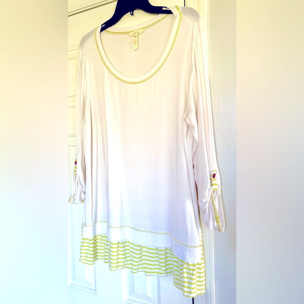 Matilda Jane scoop neck Green Women's Top with ruffles XL